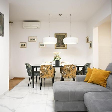 New & Luxury Apartment Tony Split Exterior photo
